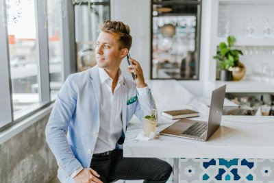 Van accountmanager naar trusted advisor: hoe je de stap maakt naar een adviesrol in je salesgesprekken
